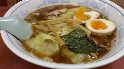 「ワンタンメン(580円)+味玉(80円)」@中華若月の写真