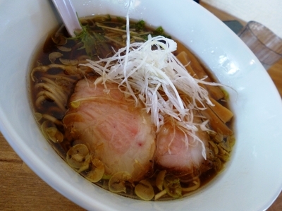 「正油ラーメン」@湖麺屋 Reel Cafeの写真