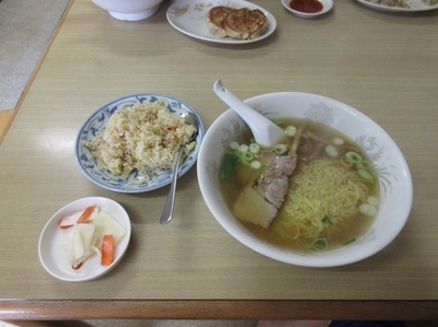 「ラーメン・チャーハンセット 750円」@中華楼の写真