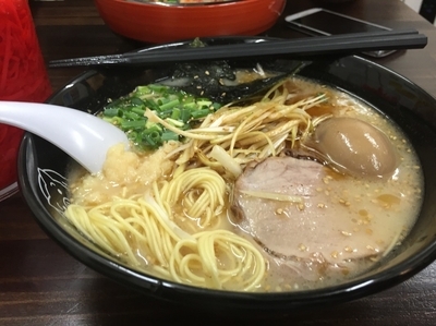 「博多千切りネギラーメン 700円」@博多ラーメン 長浜や 日暮里店の写真