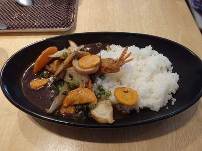 「季節野菜と海老フライのカレー(830円)」@ギャラクカフェの写真