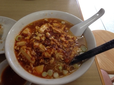 「麻婆豆腐ラーメン＋餃子」@中華楼の写真