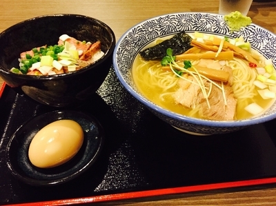 「味玉塩そば¥918−値引¥270＋ローストポーク丼¥378」@麺処 いぐさの写真