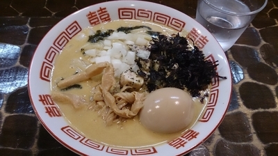 「【限定】濃厚雲丹蕎麦 ガーリックライス付き＋味玉」@特級鶏蕎麦 龍介の写真