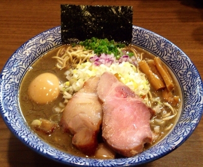 「味玉極上濃厚煮干しそば880円　大盛り(250g) 100円」@煮干しつけ麺 宮元の写真