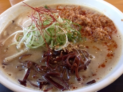 「赤玉とんこつ」@鷹乃巣の写真