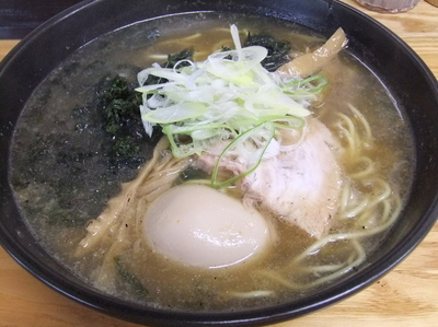 「【週替限定】あっさり塩ラーメンレモン酢かけ（780円）」@麺処福吉ATSUSHIの写真