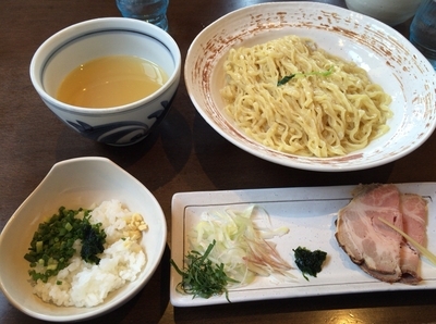 「夏季数量限定 薬涼 潮つけそば 850円&〆の冷や飯 50円」@麺や 虎徹の写真