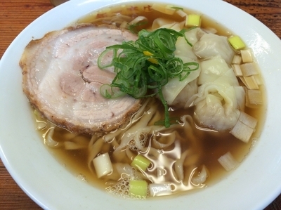 「ニボっちゃんわんたん麺　￥850」@飯田商店 湯河原本店の写真