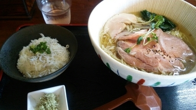 「【限定】冷やし煮干しそば（しらす丼付）」@和風らーめん 凪の写真