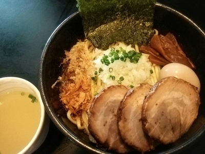 「魚介まぜそば＋特製 （150814）」@まぜそば 一心不乱の写真