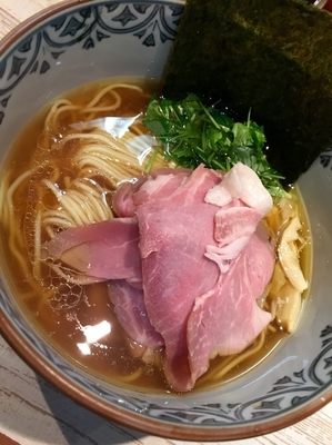 「【気まぐれ限定】鬼北の熟成雉✖️シャモ✖️羅臼昆布￥900」@中華そば 四つ葉の写真