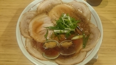 「海鮮醤油：並」@無双ラーメンの写真