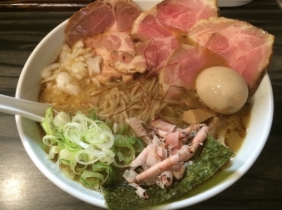 「特濃とりとんかつおらーめん チャーシュー増し　￥1,000」@麺屋きころくの写真