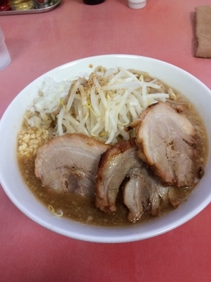 「リッチ850円 ニンニク魚粉少な目 玉ねぎ」@らーめん☆王子の写真