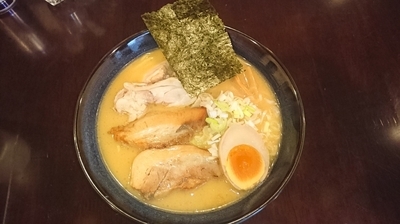 「特製濃厚鶏だしらーめん 醤油」@らーめんなが田の写真