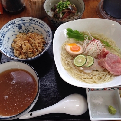 「【1周年限定】ニボ帆立のつけそば(帆立炊き込み御飯付き) い」@中華そば よしかわの写真