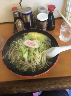 「塩バターラーメン（580円各種バターラーメン）」@美うら食堂の写真