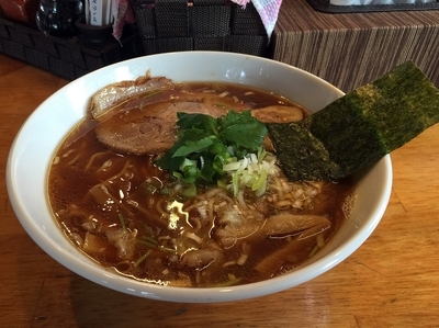 「醤油中華そば（７５０円）」@中華そば こむぎ食堂の写真