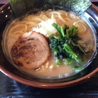 家系醤油ラーメン（笑）