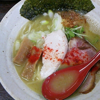 「濃厚鶏白湯らーめん」@麺屋 味翔の写真