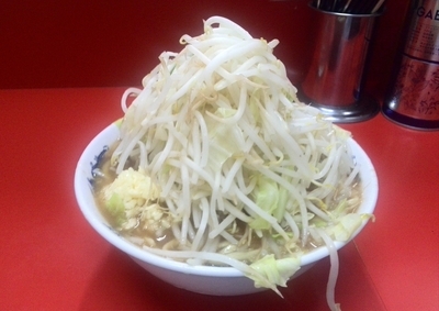 「ラーメン 700円(麺少なめ、ヤサイ・ニンニク)」@ラーメン二郎 松戸駅前店の写真