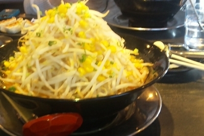 「黄金の味噌ラーメン＋もやし×３」@らあめん花月 嵐 千ヶ瀬店の写真