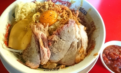 「カレー汁なし （ラーメン小730円+現金150円）+トマぺ」@豚男 -BUTAMEN-の写真