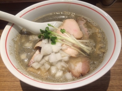 「煮干しそぼ」@麺尊 RAGEの写真