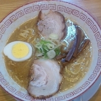 豚骨醤油ラーメン