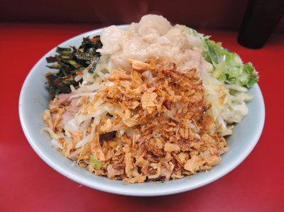 「「小ラーメン＋ねぎ汁なし＋ピリ辛にらだれ」」@ラーメン二郎 中山駅前店の写真