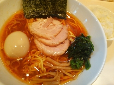 「ちょい辛らーめん＋味玉」@らーめん将貴の写真