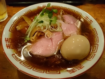「味玉中華そば850円＋缶ビール」@中華そば しば田の写真