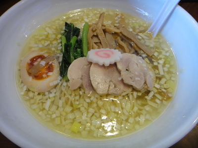 「青森シャモロック塩鶏中華」@麺処 若武者の写真