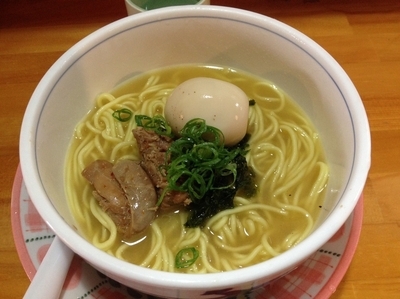 「とりそば 金の雫 大盛 全部のせ」@スープ研究処 ぶいよんの写真