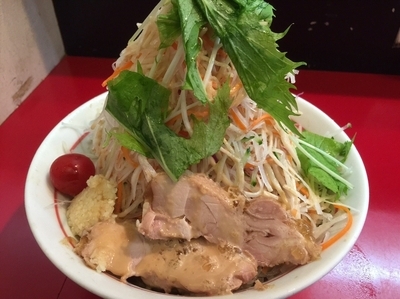 「冷やし中華(普通)＋ヤサイ＋ニンニク」@千里眼の写真