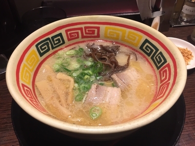 「九州じゃんがら＋揚げにんにく」@東京じゃんがら ecute上野店の写真