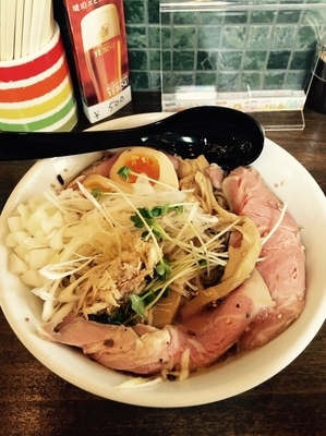 「特製冷やしトリュフ塩ラーメン」@麺屋みつばの写真