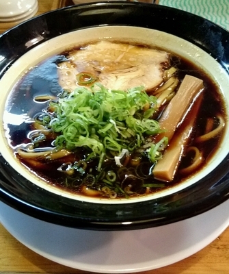 「大阪ブラック　太麺」@金久右衛門 梅田店の写真