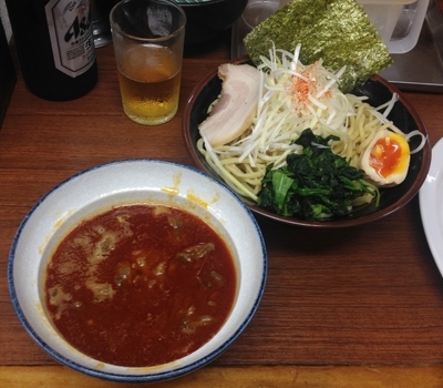 「辛いつけ麺 900円」@横浜家系ラーメン まくり家の写真