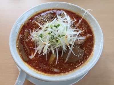 「赤辛濃厚味噌らーめん特製」@麺 葛彩の写真