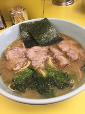 「チャーシュー麺中盛、硬め」@みやこの写真