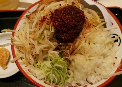 「海老まぜそば　ヤサイマシ　700円」@大勝軒 麺屋こうじの写真