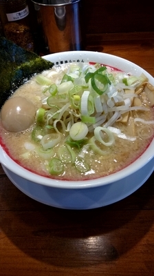 「味玉らーめん」@豚骨醤油らーめん ぱんだの写真