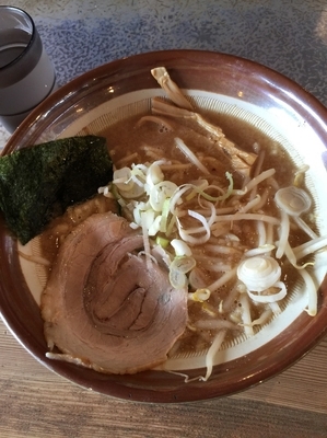 「背脂濃厚味噌ラーメン➕麺硬め1000円」@らーめん 福たけ 桜木本店の写真