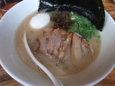 「白丸スペシャル+Aランチ（白ごはん+餃子）」@博多一風堂 横浜西口店の写真