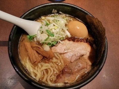 「味玉ら〜麺」@麺屋武蔵 武仁の写真