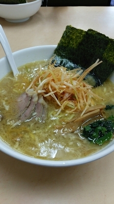 「ネギチャーシュー麺(大盛り)国産ニンニクトッピング」@横浜ラーメン 味濱家の写真