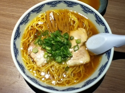 「しょうゆらーめん」@中華そば 藤王の写真