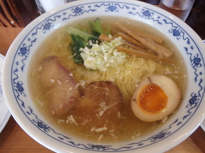 「ラーメン(塩)(648円)」@エイホウ飯店の写真